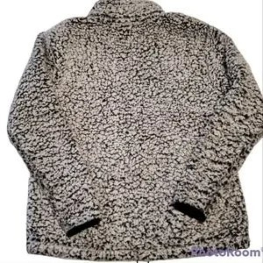 PINK Victoria's Secret Sherpa Pullover Small - Picture 2 of 4